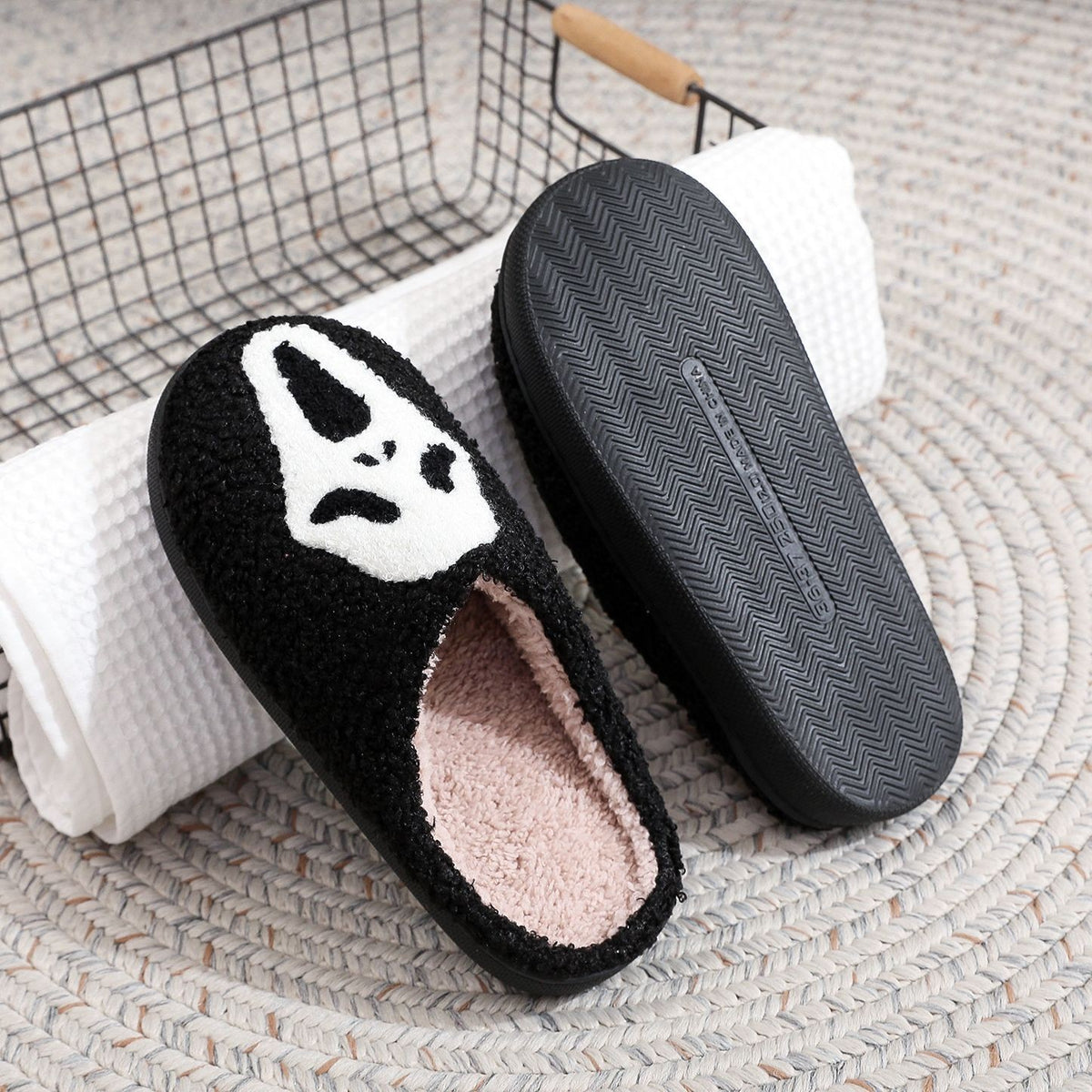 Pantuflas de Halloween Divertidas - Calzado Cómodo Unisex con Diseños de Calaveras y Calabazas